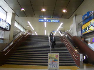 筑紫口側にあるJR西日本「山陽新幹線」乗降口