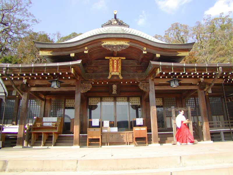 長崎諏訪神社拝殿